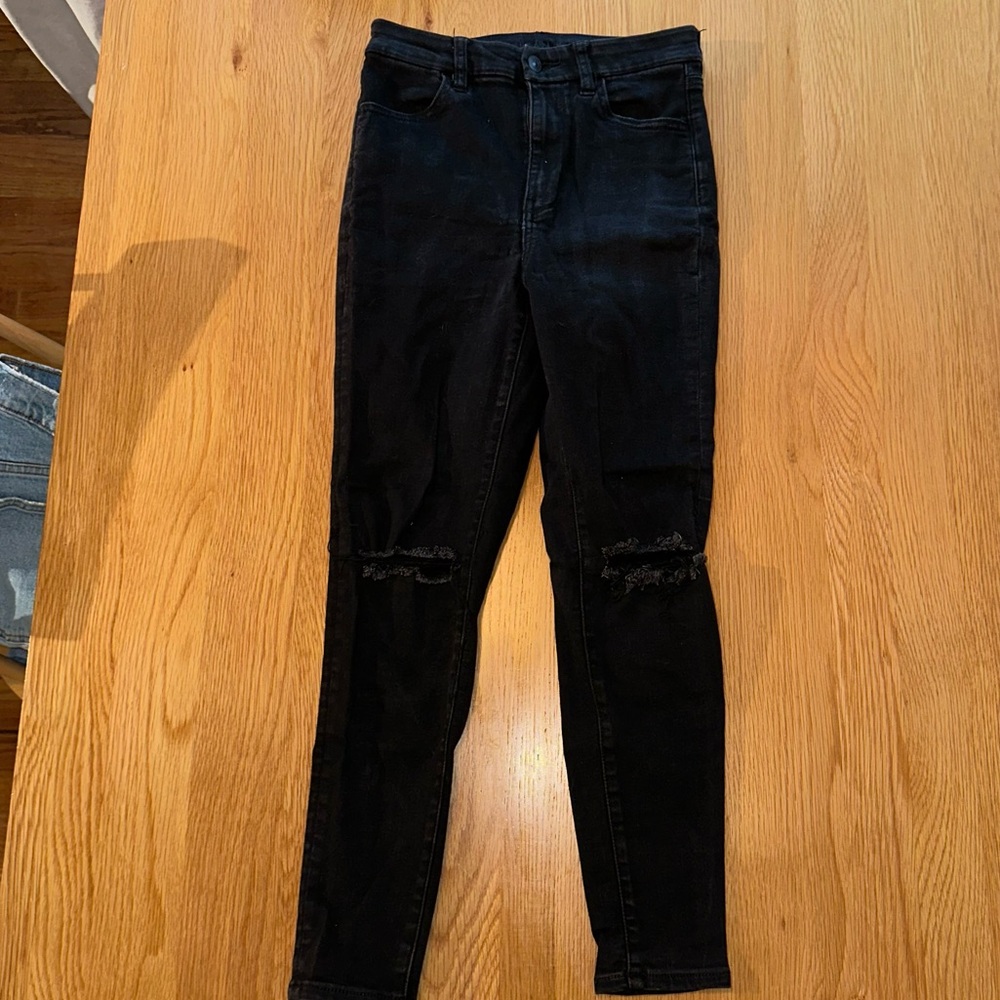 American Eagle High Rise Distressed Skinny Jeans